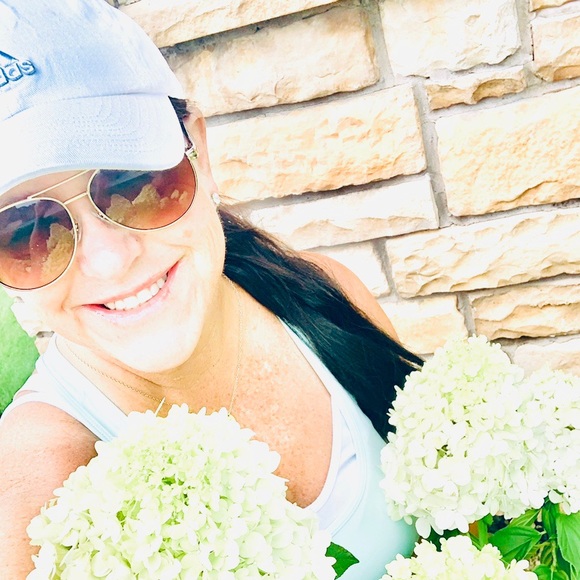 Hi, Iβm Katie πΈ New to the POSH Community! - Picture 7 of 16